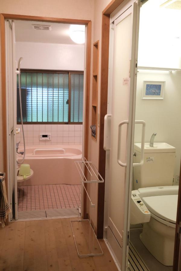 Guesthouse KOJIYA 暮らしをつくる宿 旧糀屋 Fukutsu Eksteriør billede