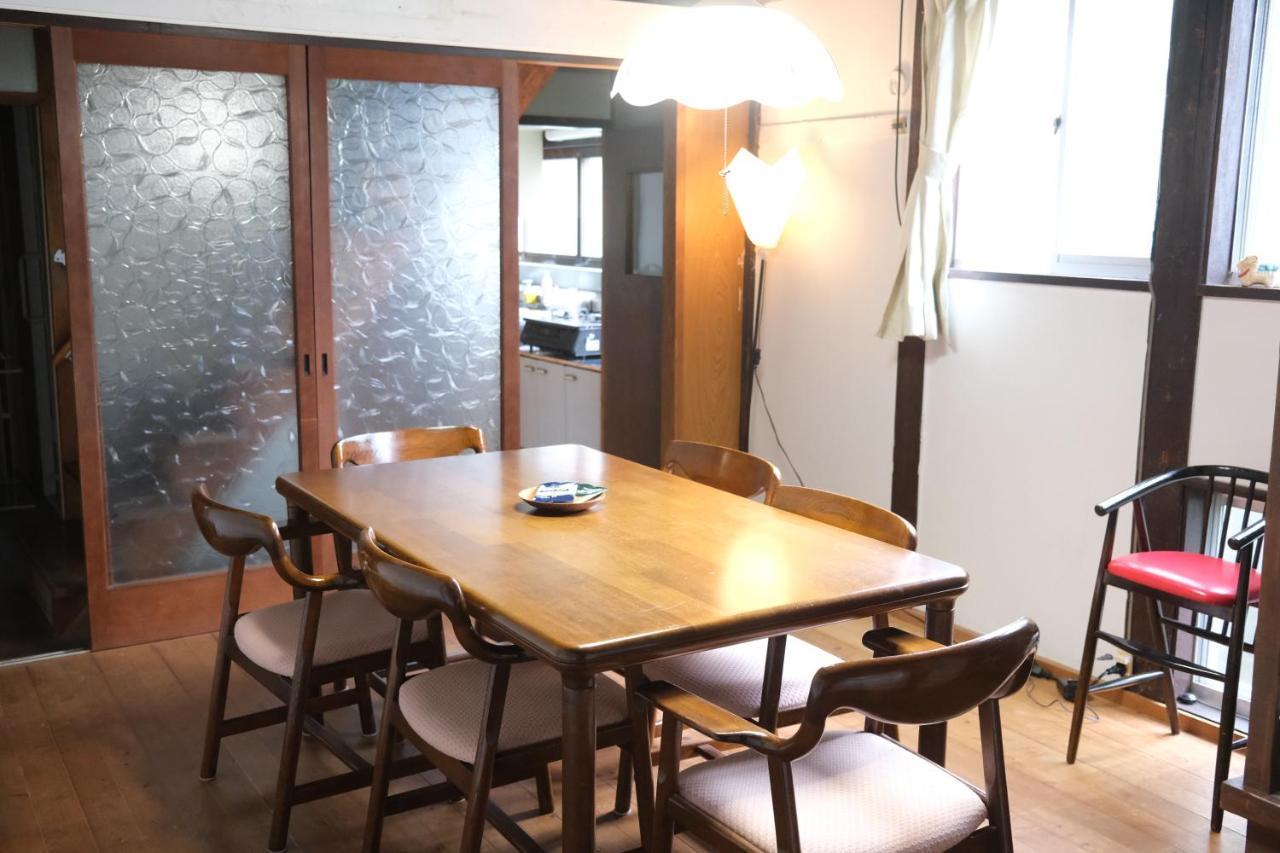 Guesthouse KOJIYA 暮らしをつくる宿 旧糀屋 Fukutsu Eksteriør billede